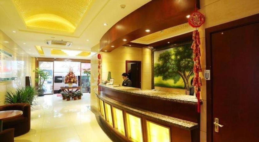 Greentree Gongkang Road Branch Hotel 3*
