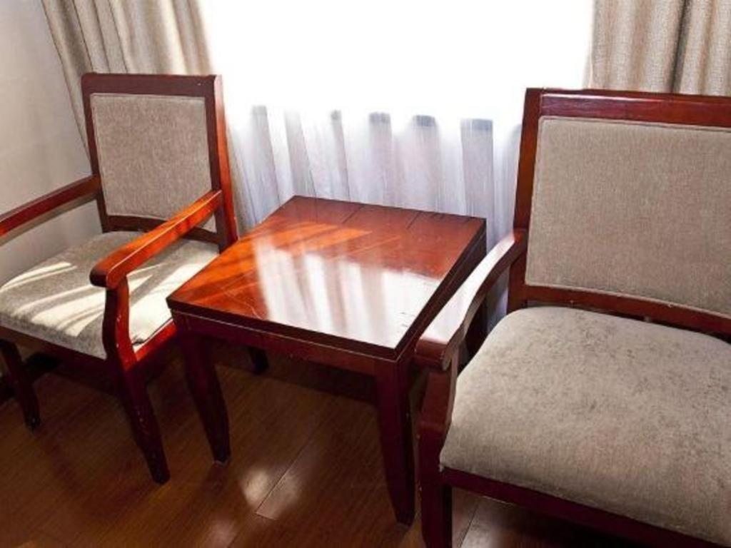 Hotel Greentree Gongkang Road Branch 3*