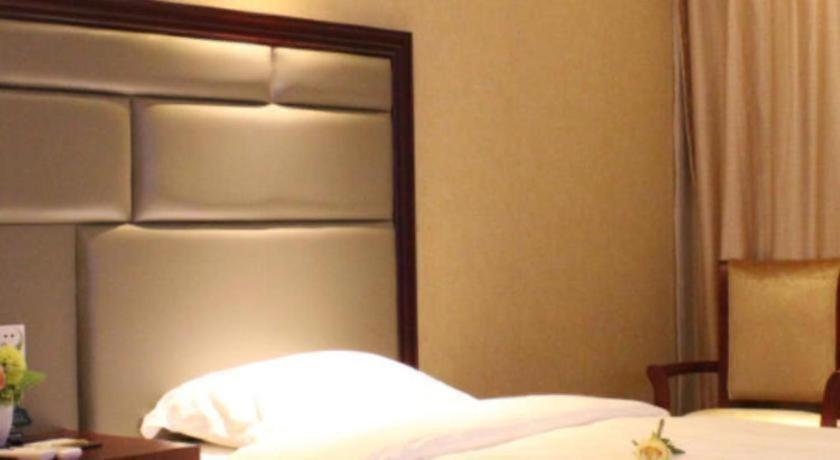 Greentree Gongkang Road Branch Hotel 3*